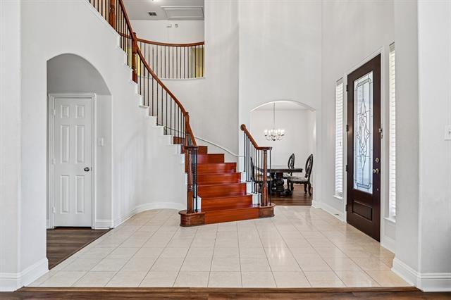 Photo - 6006 Shadywood Ln