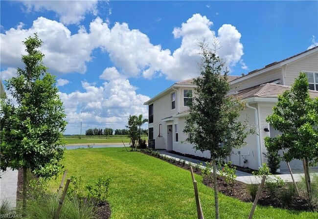 6044 Ellerston Wy