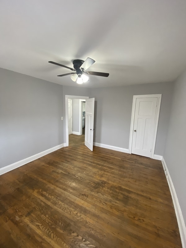 Photo - 4262 Sheldon Ave