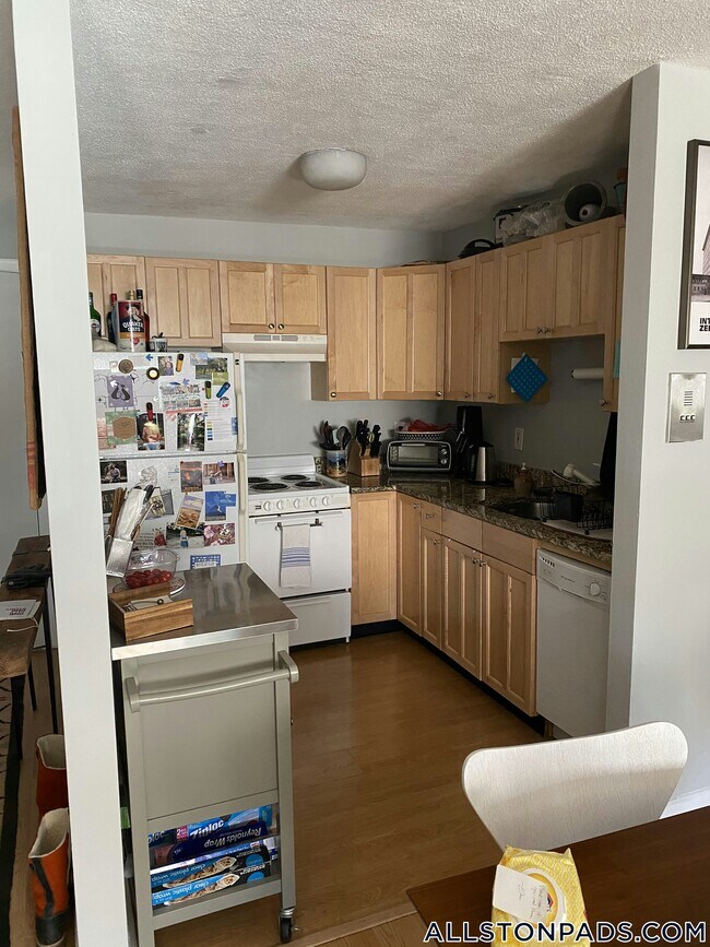 Photo - 15 Walbridge St Unit 34