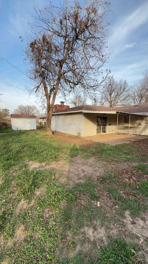 Photo - 1720 Pawhuska Ave