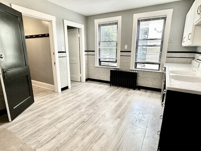 Building Photo - 107 Thomas Burgin Pkwy Unit 107