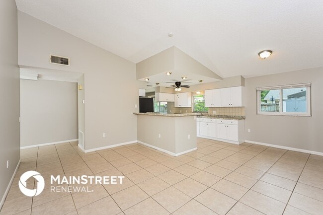 Photo - 809 Largo Ct