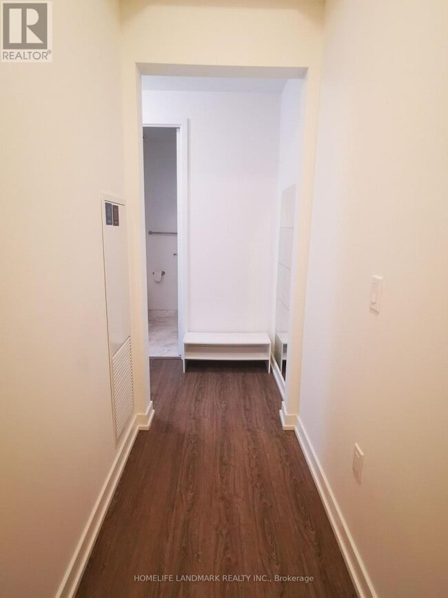Photo - 1 Yorkville Ave Unit 2308