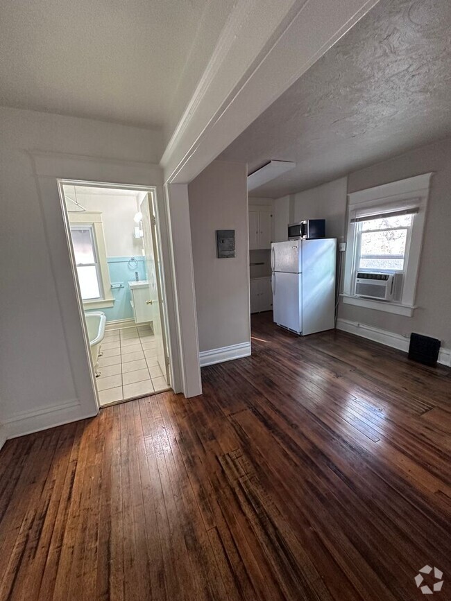 Building Photo - 474-474 S Lincoln St Unit 472 S. Lincoln St. Rental