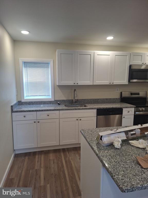 Photo - 505 Rand St Unit B