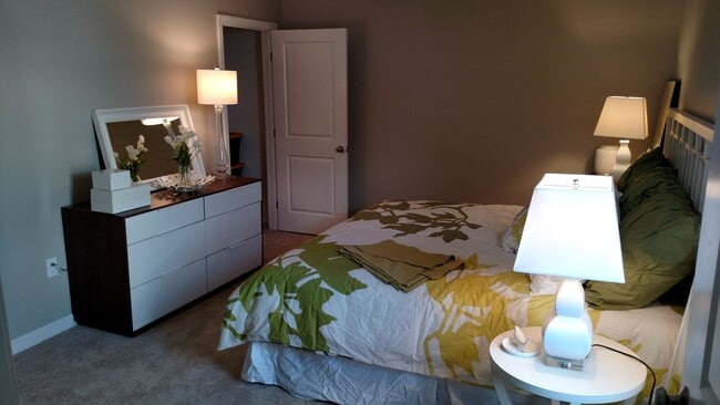 Dormitorio - 81 Birch St Unidad 102