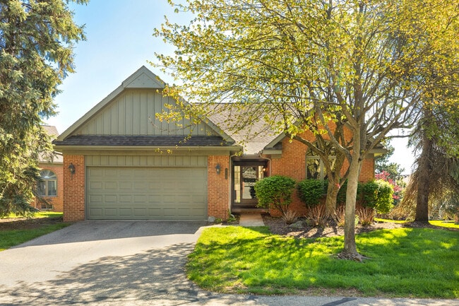 Photo - 37743 Avon Ln