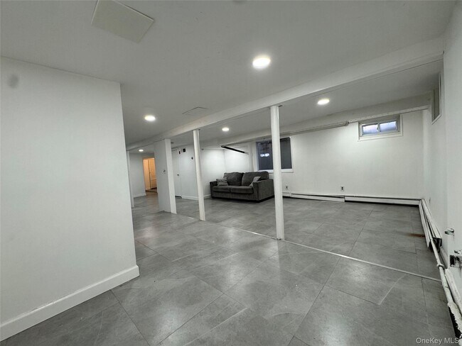 Photo - 267 Plainfield Ave Unidad 1F