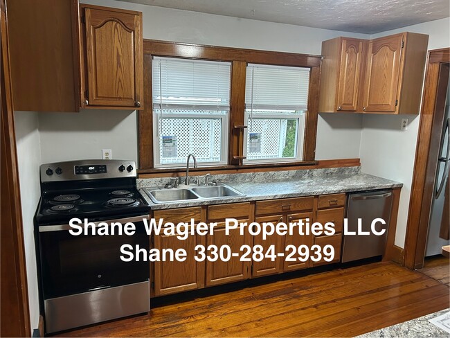 Photo - 1370 S Freedom Ave