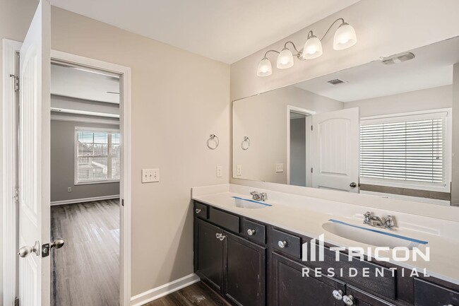 Photo - 7237 Demeter Dr House