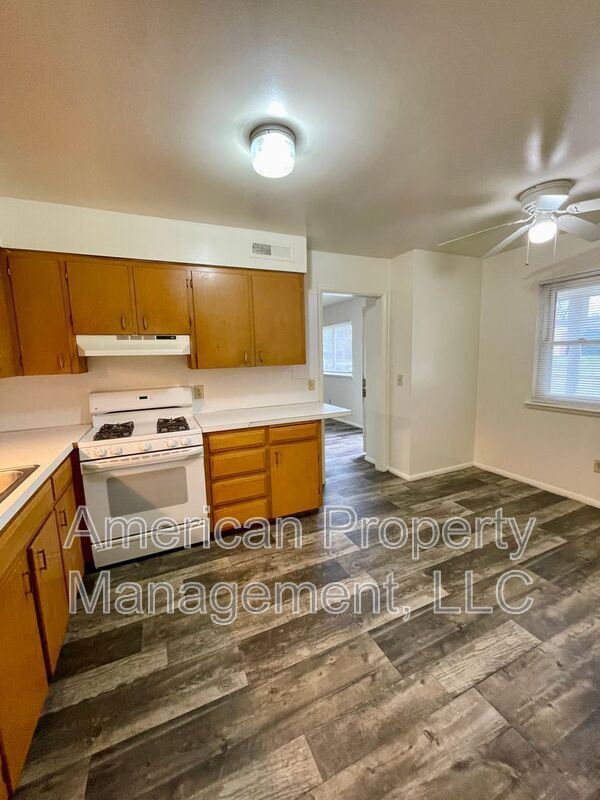 Photo - P2-1Q- 1585 S. 67th E. Ave