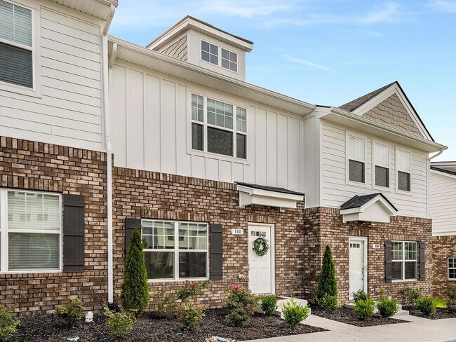 Amazing 3BR Townhome in Goodlettsville - Amazing 3BR Townhome in Goodlettsville