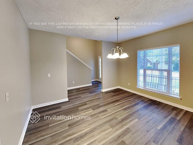 Photo - 6975 Calderwood Dr