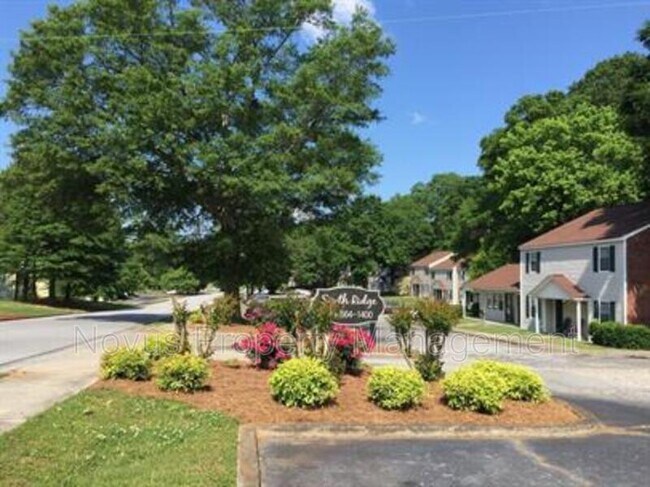 Photo - 749 South St