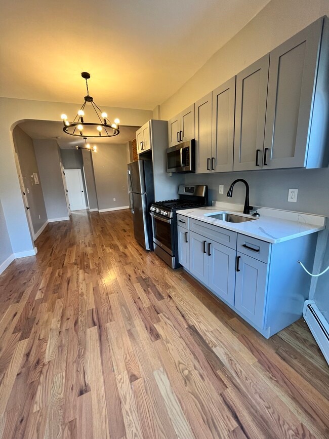 Photo - 17 Madison Ave Unidad 2