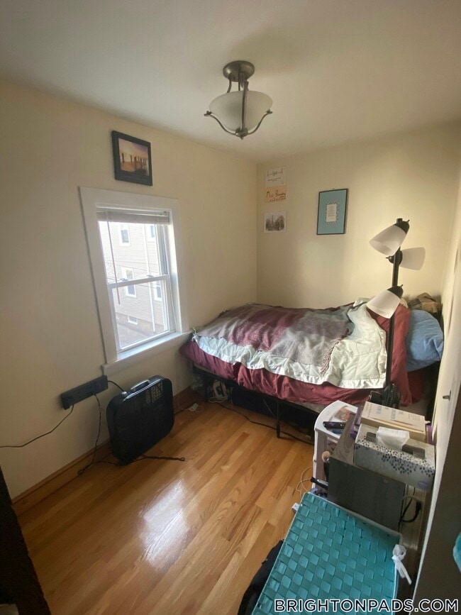 Photo - 345 Market St Unidad 2