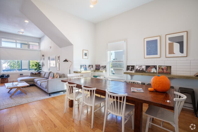 Interior Photo - 19 Cottage Avenue Rental