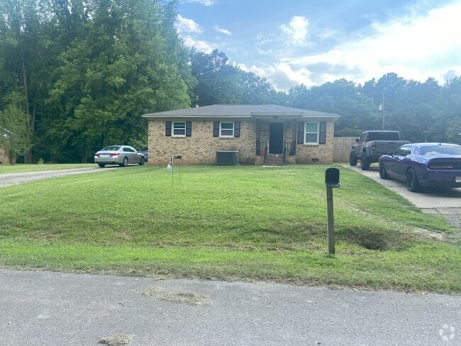 Building Photo - 2017 Garland Trail Ln Unit 2019 Rental