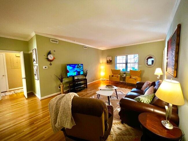 Living Room - 430 Lindbergh Dr NE Unit C4 Rental