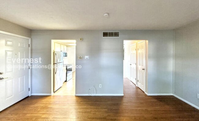 Photo - 2143 Wadsworth Dr