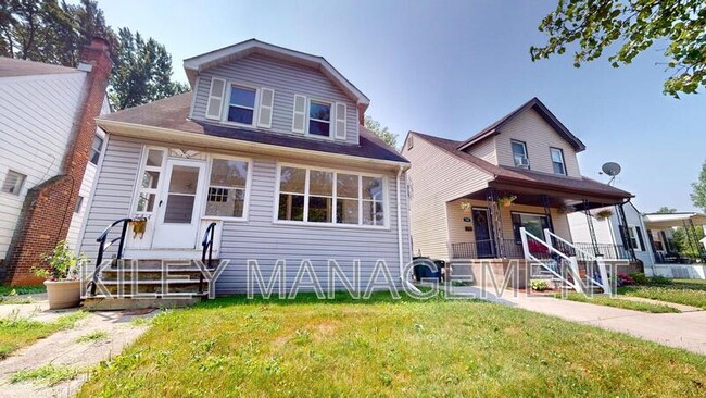 Photo - 764 Spencer St Casa