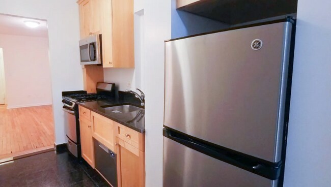 Photo - 152-156 E 84th St Unit 2E