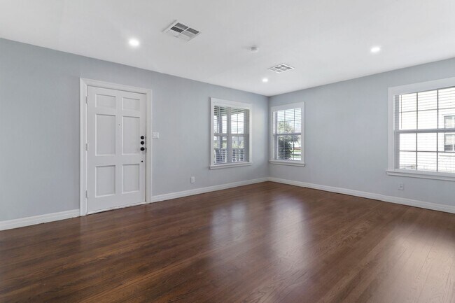 Photo - Completely Renovated Home Less Than 1 Mile From TCU