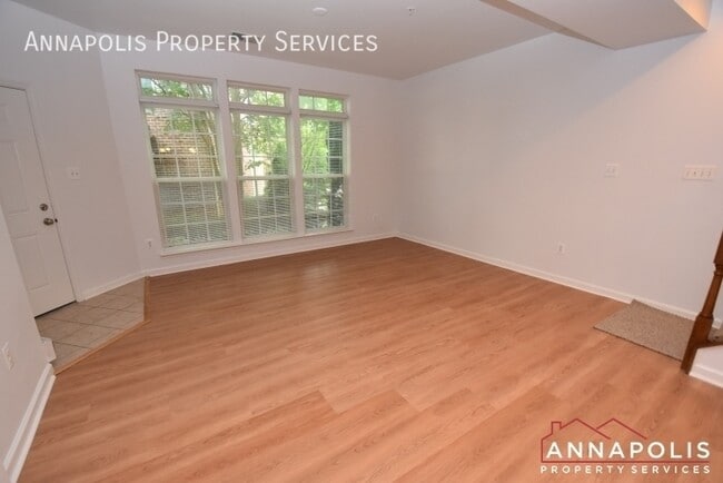 Photo - 1310 Cheswick Ln