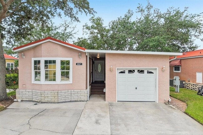 Building Photo - 6621 La Mesa Rd Rental