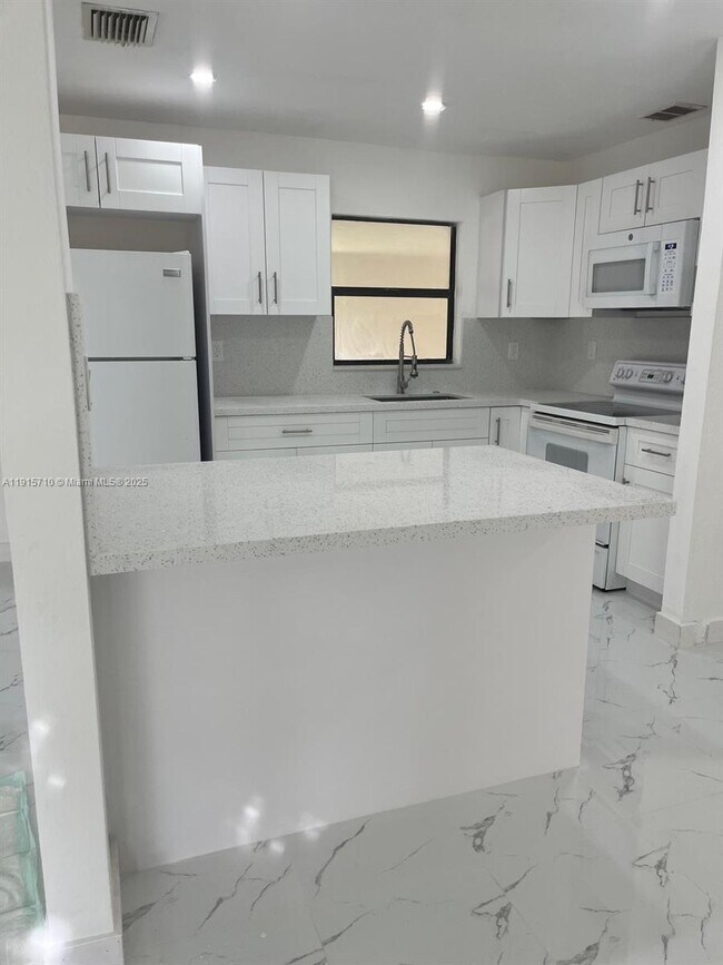 Photo - 2138 Amstead St