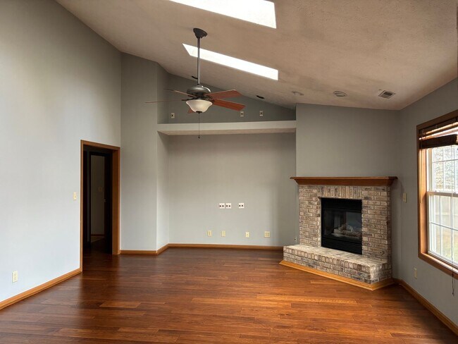 Photo - 3-Bed 2-Bath Fenced Yard Ranch Home