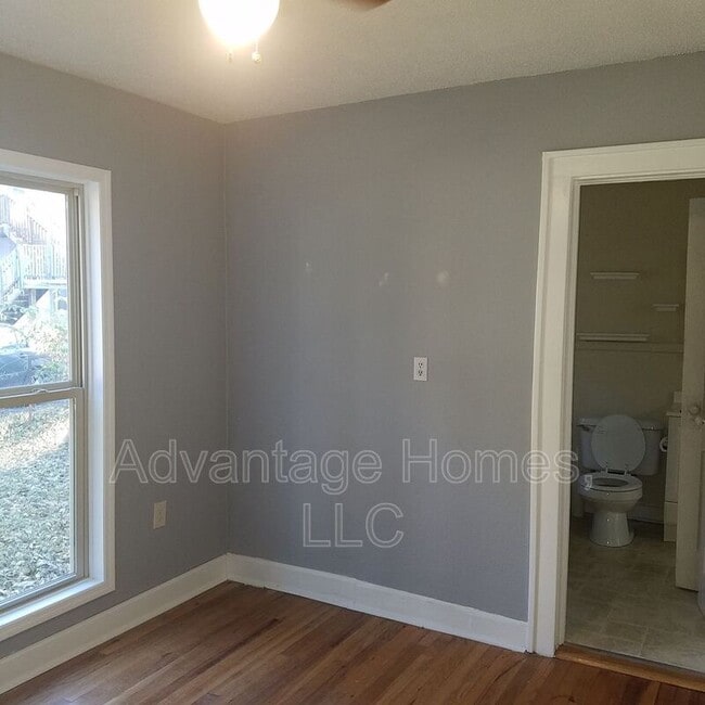 Photo - 1128 W 41st Terrace Unit #1
