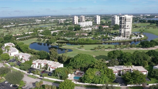 Photo - 1739 Embassy Dr Unit 202