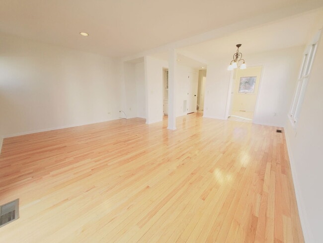 Photo - 57 Whitmore Ln