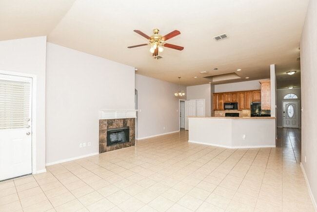 Photo - 1100 Hillwood Dr