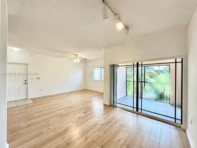 Photo - 2807 Veronia Dr Unit 301