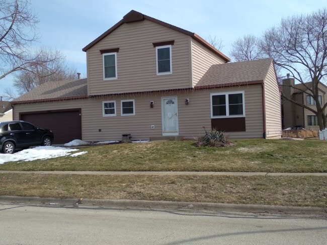 Photo - 1440 Carleton Ave