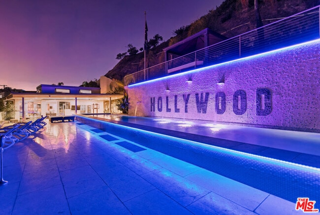 Photo - 6425 Weidlake Dr