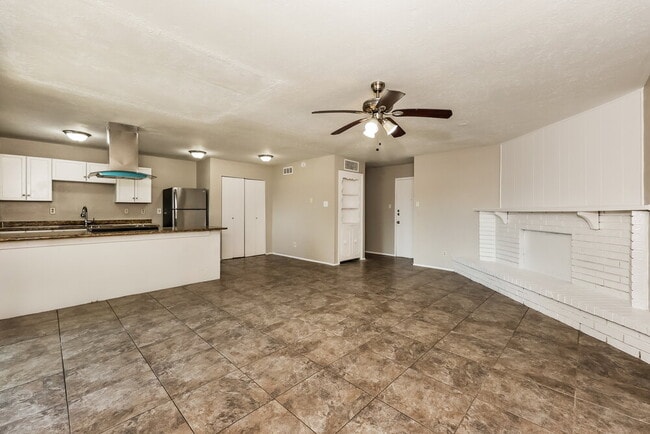 1522 Independence Trail