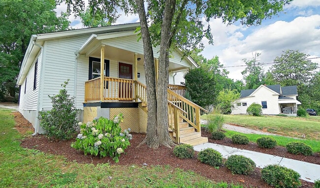 Photo - 1208 Drew St