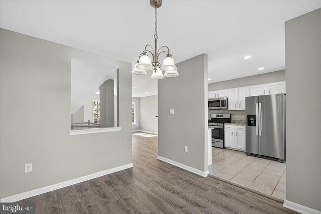 Photo - 22989 Whitehall Terrace