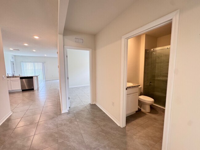 Photo - 325 Meadowbrook Blvd