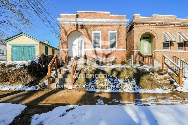 Building Photo - 3343 Delor St