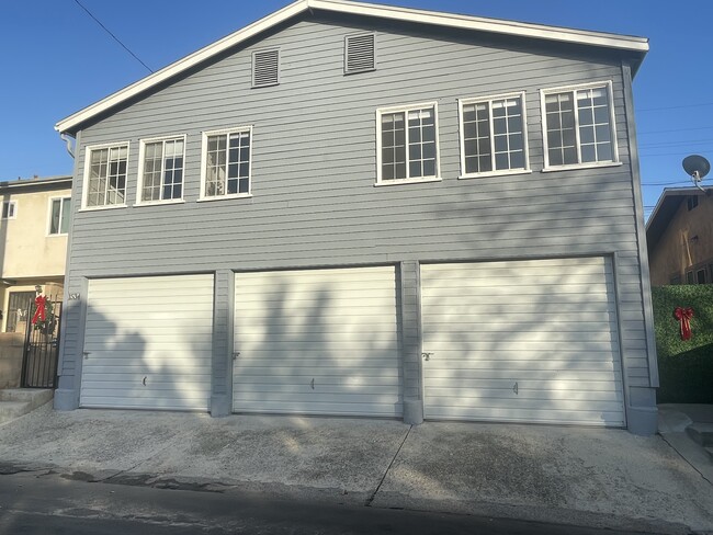 dúplex uno al lado del otro - 1534 N Ave 47