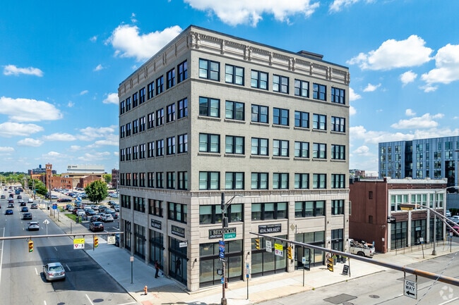 The Standard @ 174 E Long Street