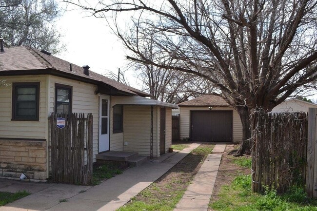 Photo - 2617 37th St