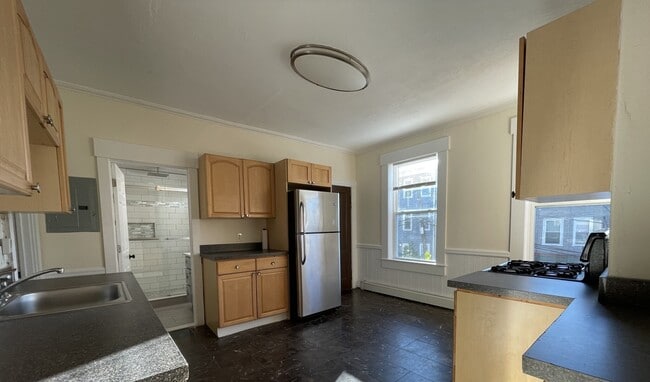 Photo - 34 Calumet St Unit 3B