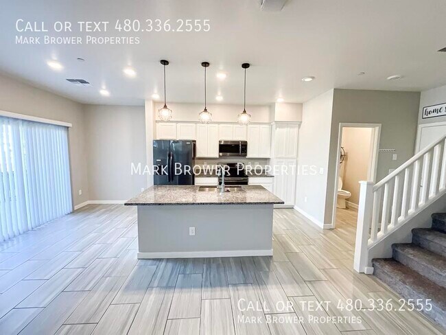 Photo - 1918 E Bridgeport Pkwy