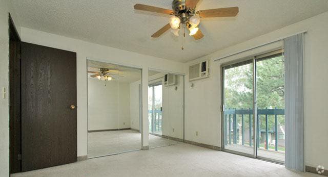 Photo - Clearwater Square